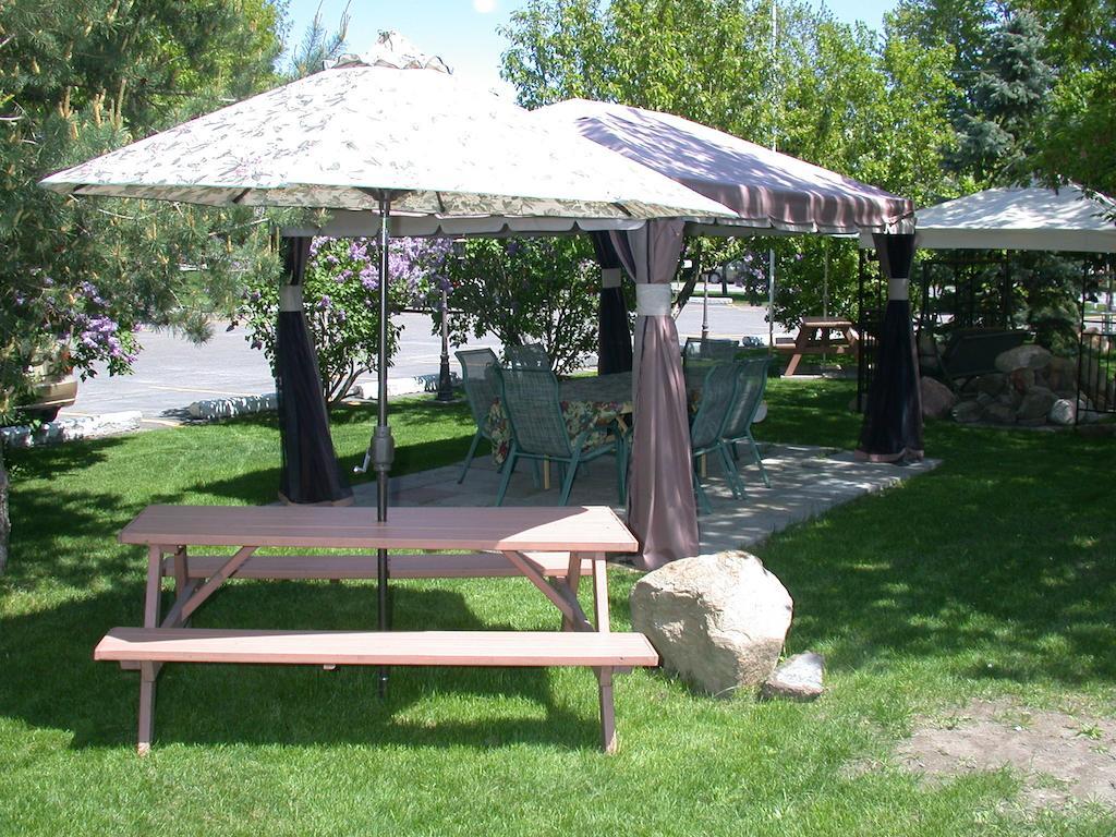Motel Derfal Ропонтини Екстериор снимка