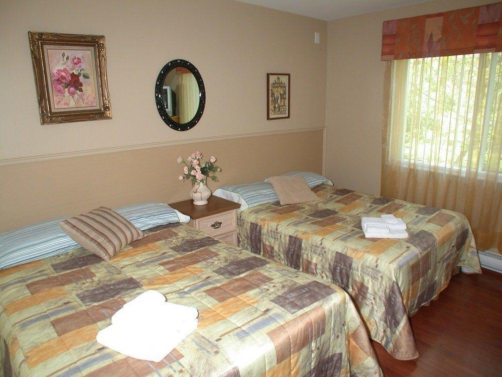 Motel Derfal Ропонтини Екстериор снимка