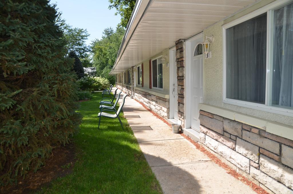 Motel Derfal Ропонтини Екстериор снимка