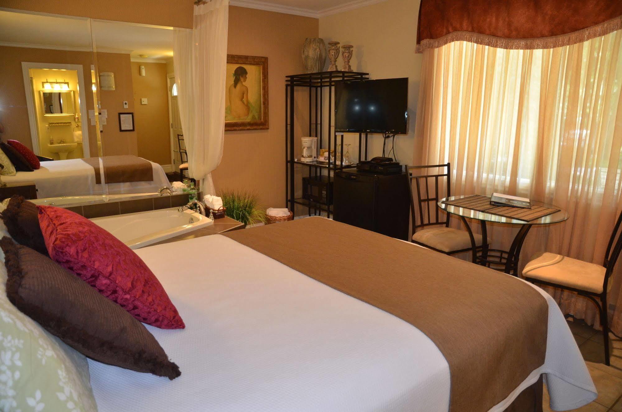 Motel Derfal Ропонтини Екстериор снимка