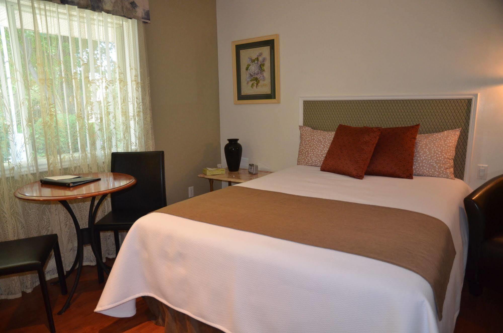 Motel Derfal Ропонтини Екстериор снимка